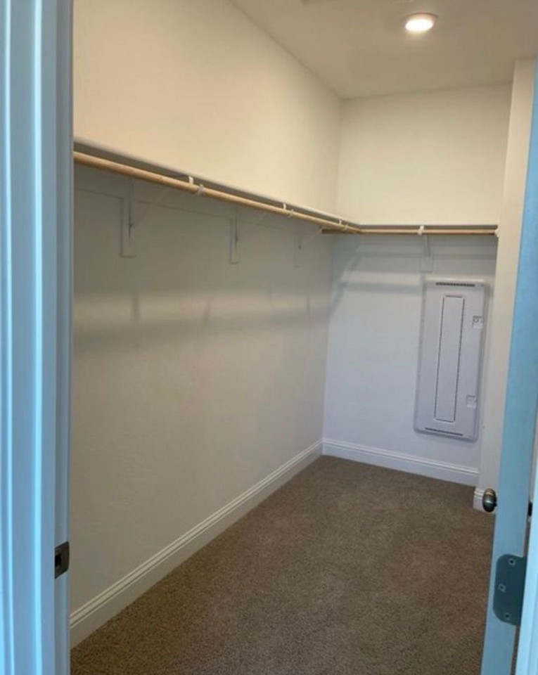 5145 N Phoenix Ave - Photo 7 of 12