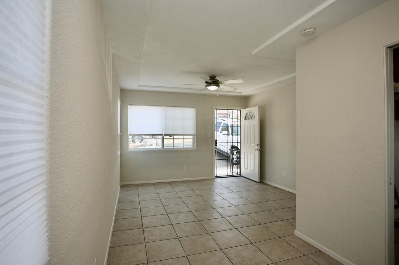 1310 5th Ave - Photo 3 of 7