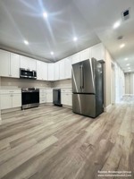 featured image of 10 Pond St #2