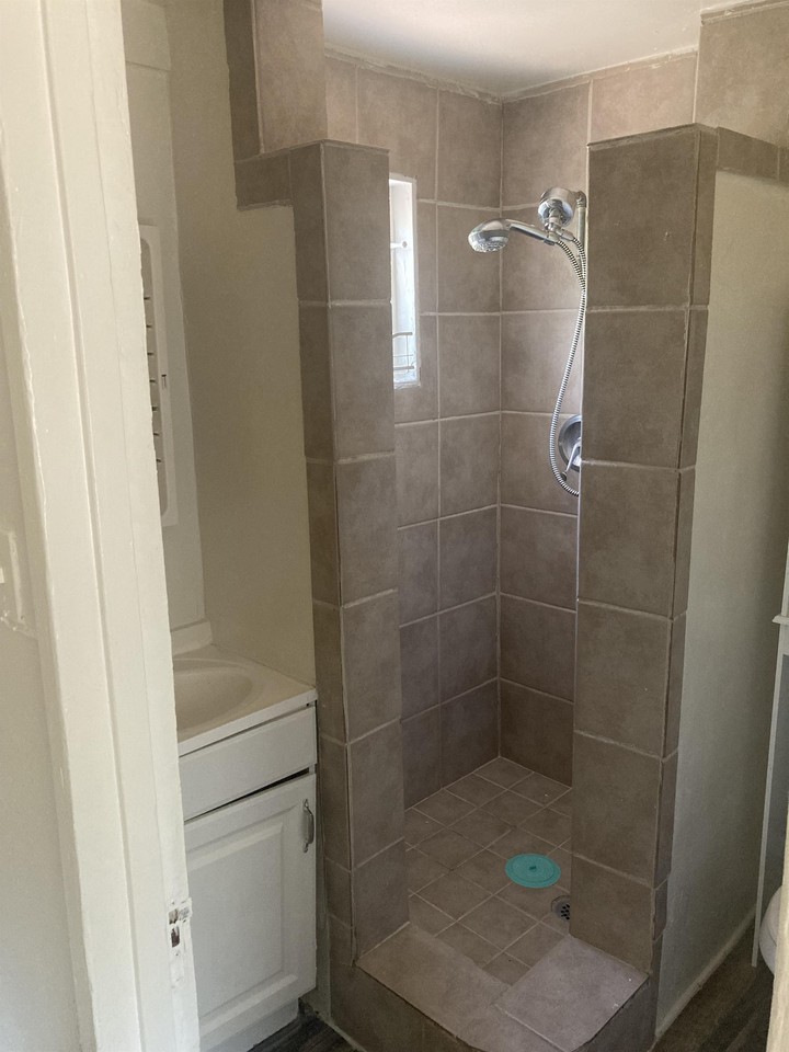Drachman Apartments - Photo 3 of 5