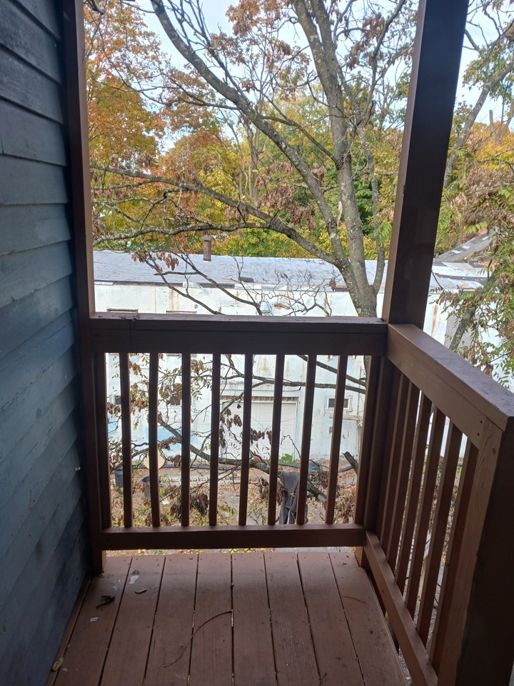 24 Cottage Street - Photo 6 of 6