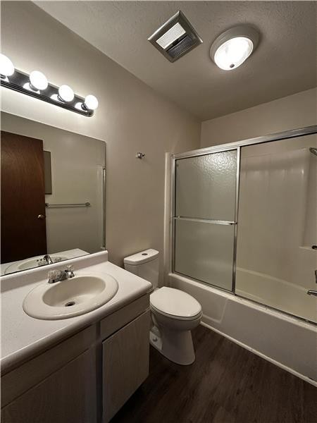 200 W 36th St #14 - Photo 4 of 4