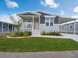 featured image of 10 Calypso Cay