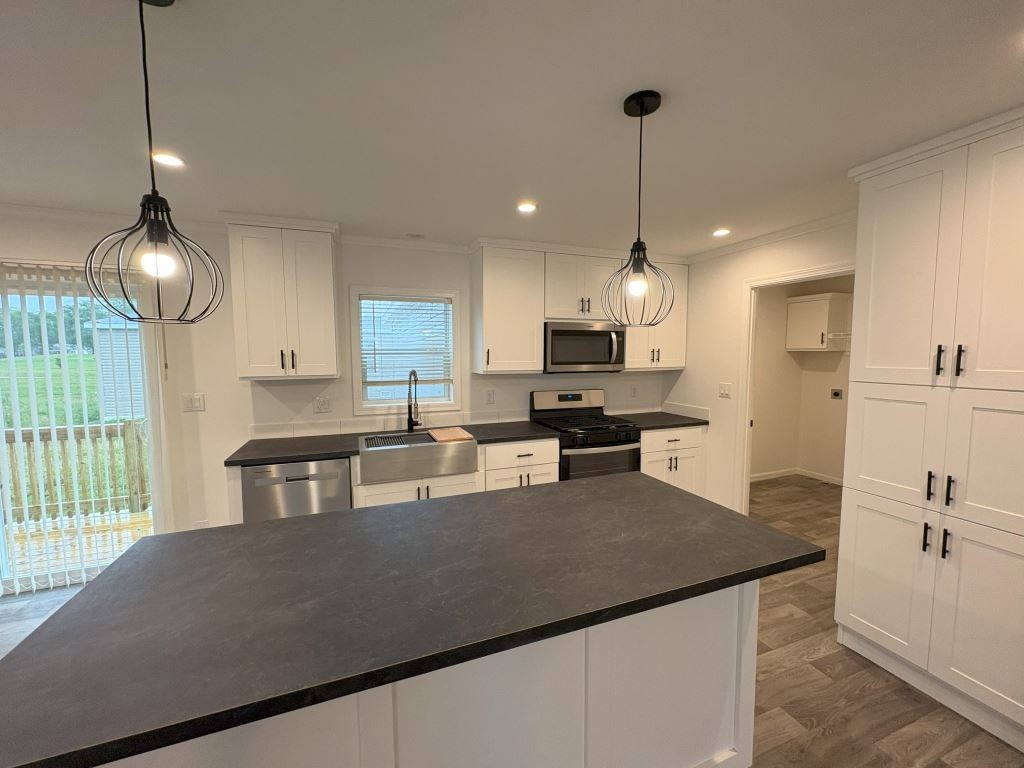 25551 Medinah Dr - Photo 4 of 27