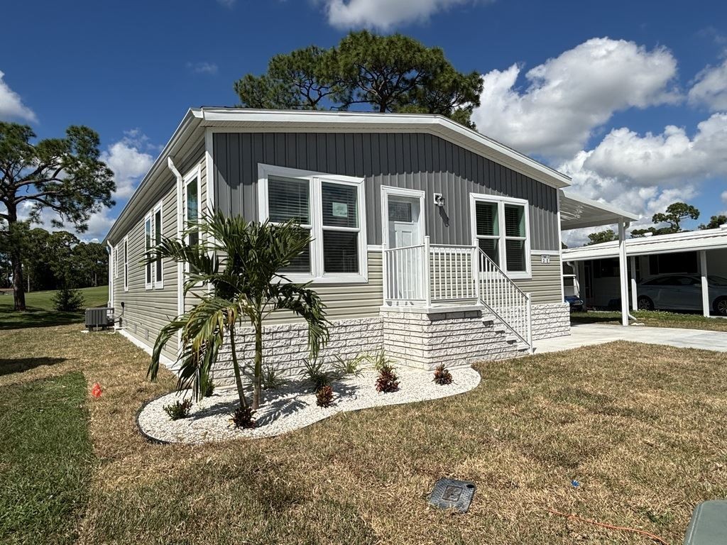 19413 Bermuda Ct - Photo 2 of 34