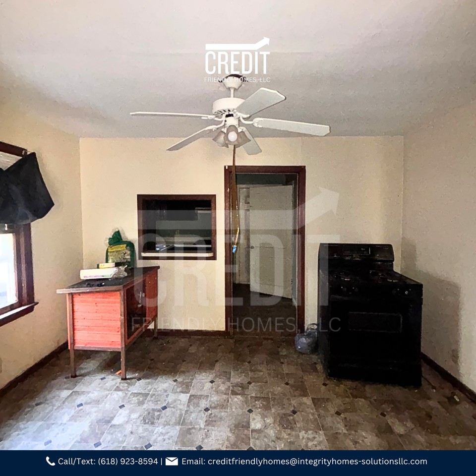 2616 E Logan St - Photo 2 of 9