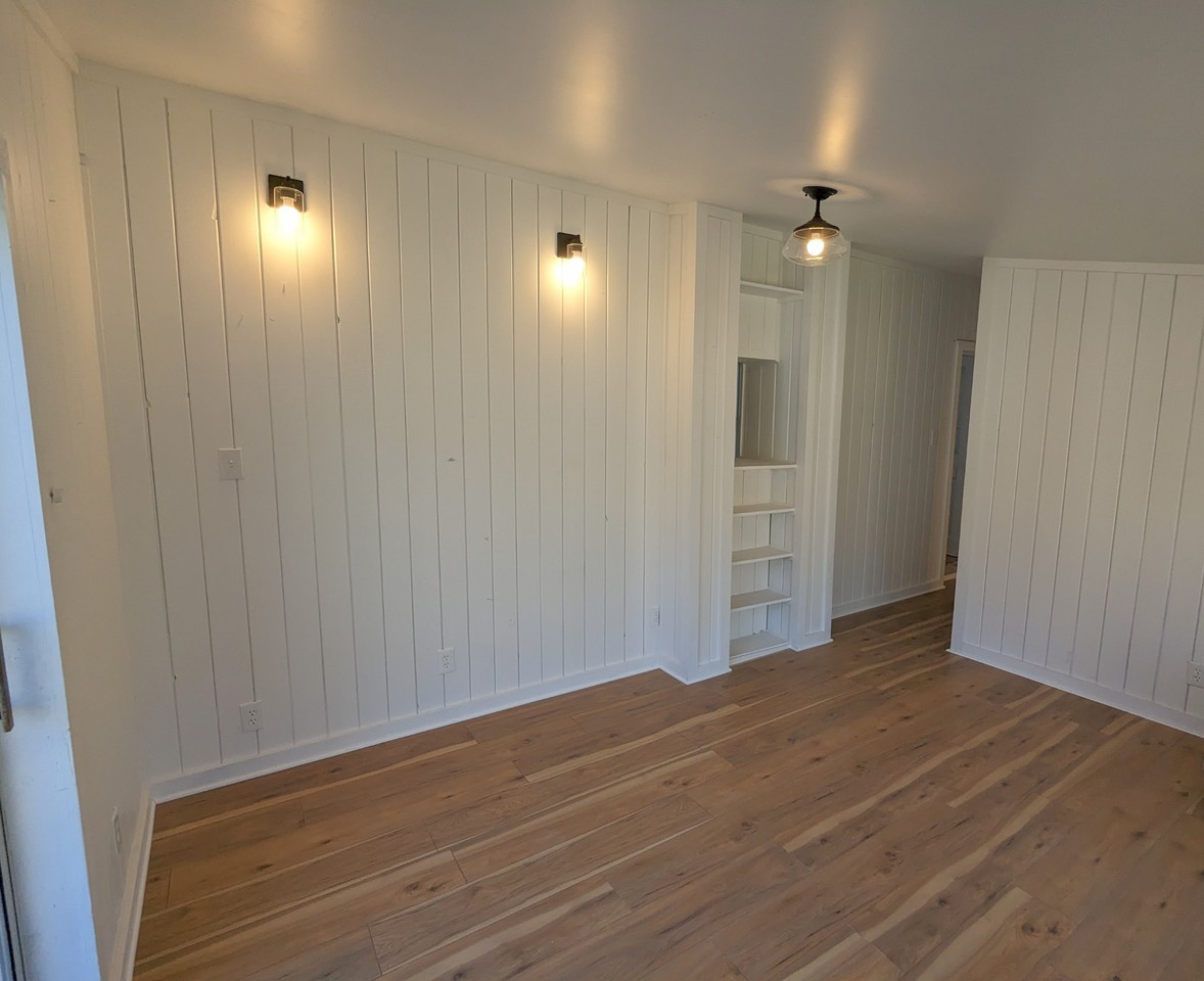 321 E Cortland St #321 - Photo 3 of 12