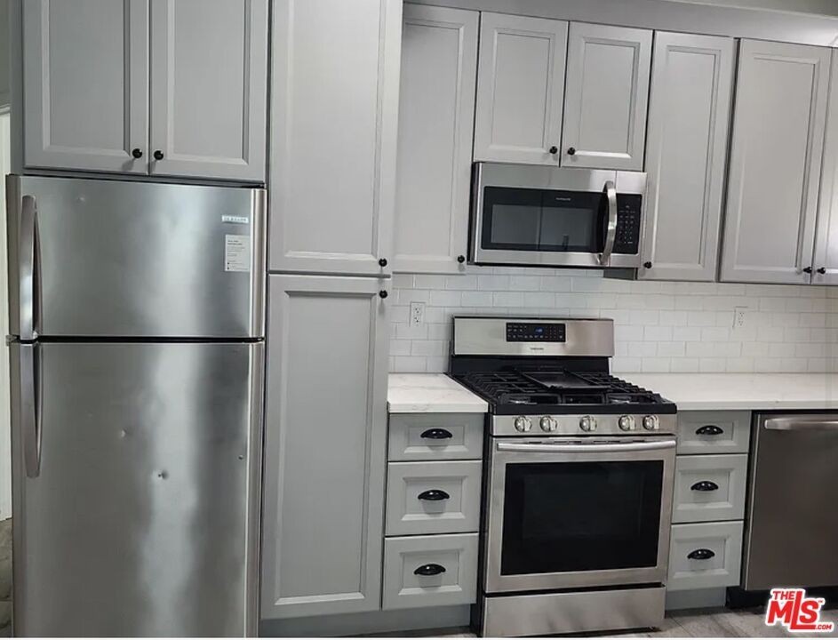 119 S Westmoreland Ave - Photo 7 of 20