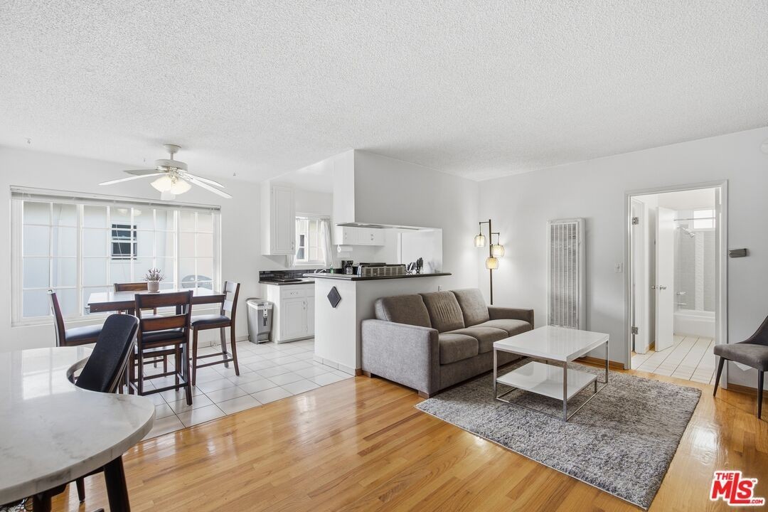 3720 Vinton Ave ##8