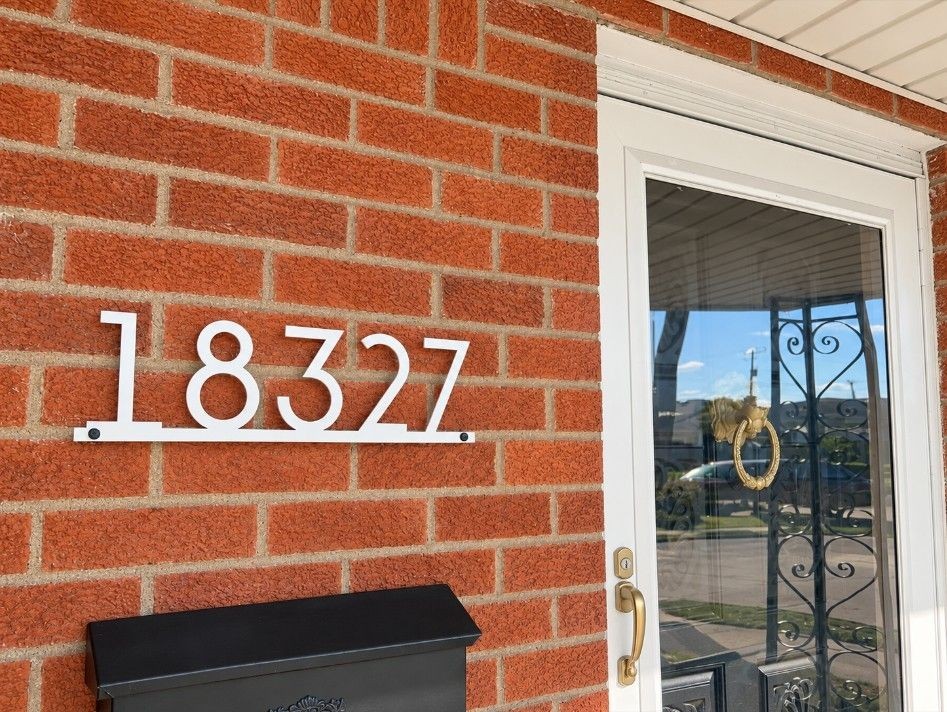 18327 Holland Ave - Photo 3 of 26