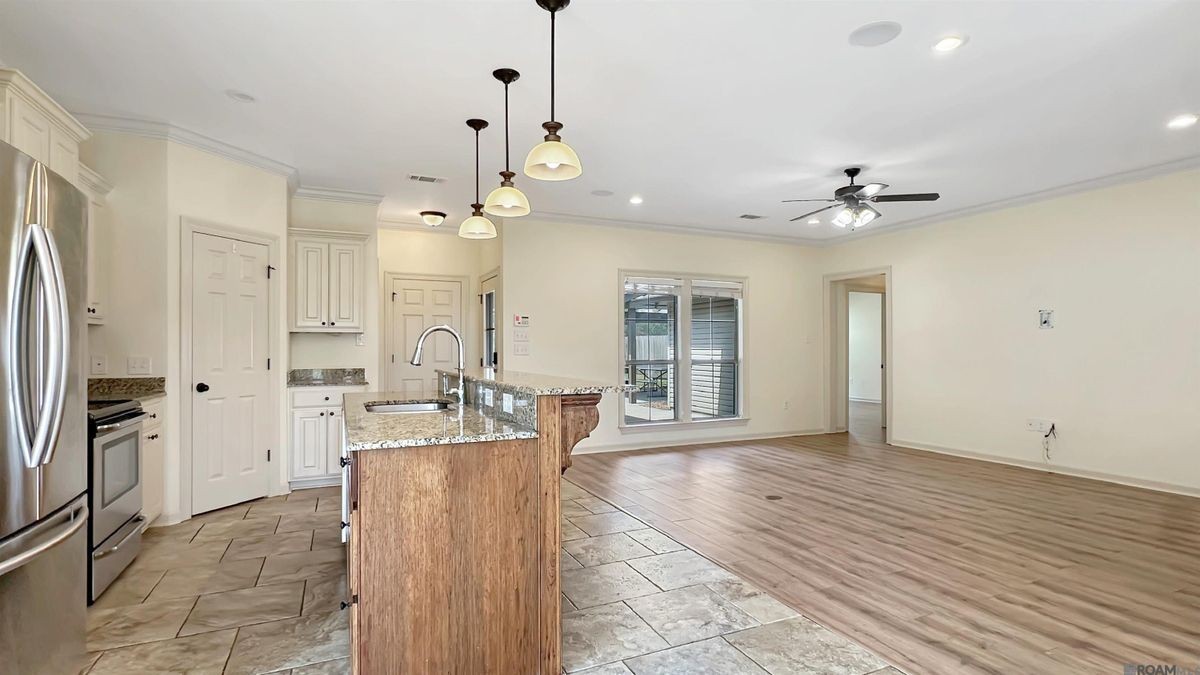 16009 Weston Court Dr - Photo 7 of 26