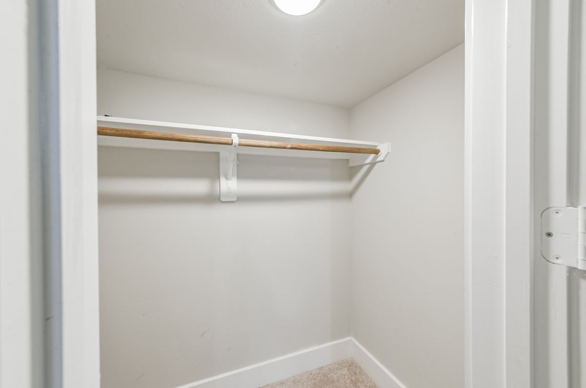 733 Janisch Rd - Photo 6 of 44