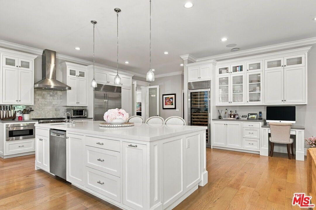 1925 Lombardy Dr - Photo 7 of 50