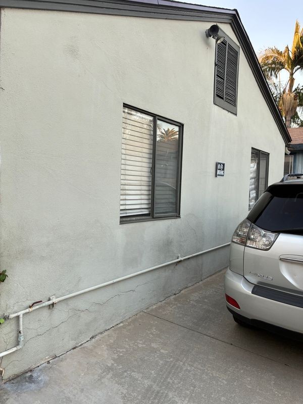 63 S Roosevelt Ave - Photo 3 of 9