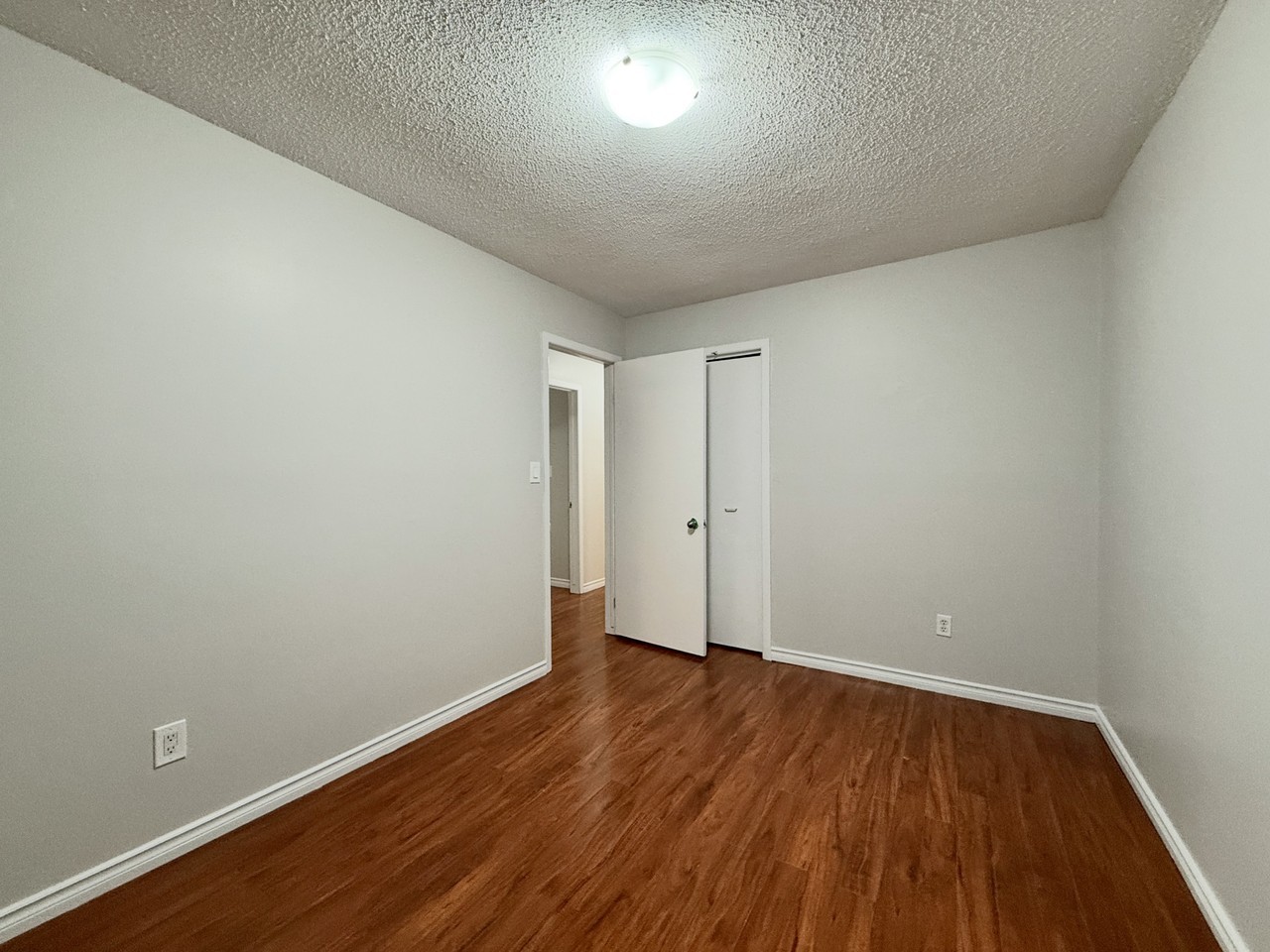 141 Adis Ave - Photo 7 of 17