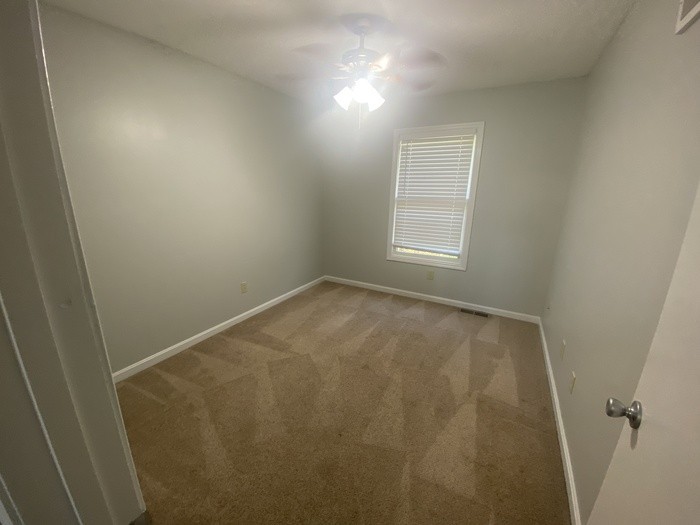 2111 Center St #B - Photo 6 of 12