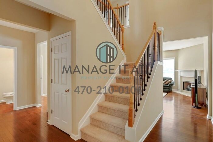 4890 Berkeley Glen Dr - Photo 3 of 16