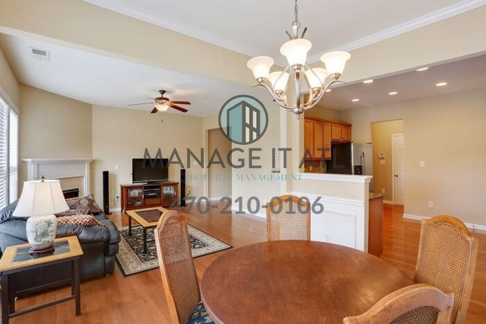 4890 Berkeley Glen Dr - Photo 5 of 16