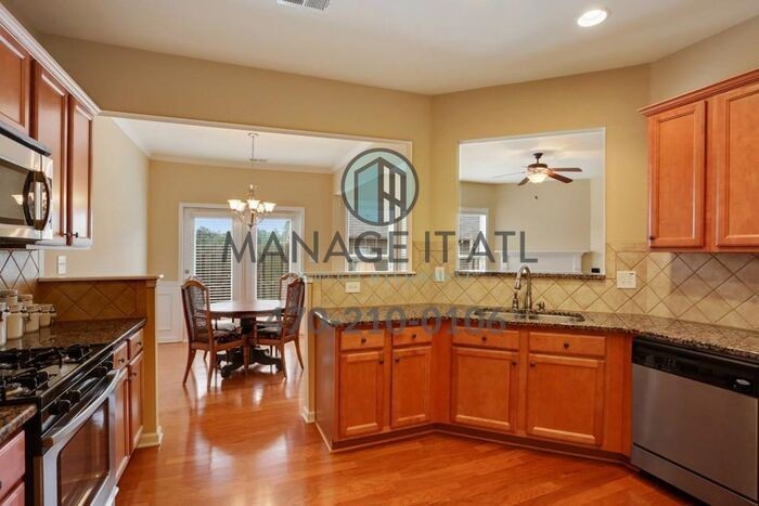 4890 Berkeley Glen Dr - Photo 6 of 16