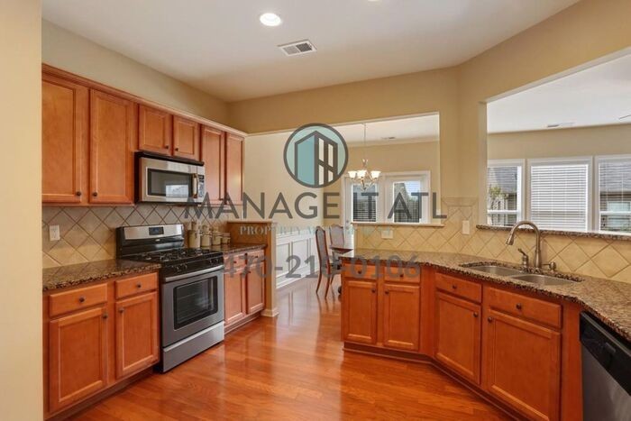 4890 Berkeley Glen Dr - Photo 7 of 16