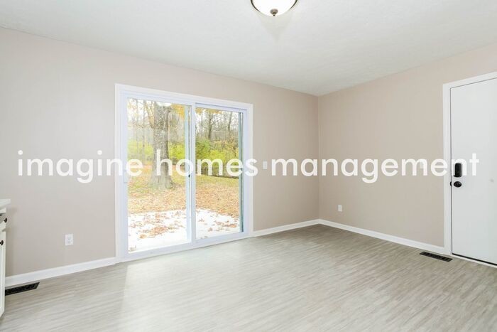 1541 E Meadowbrook Dr - Photo 5 of 14