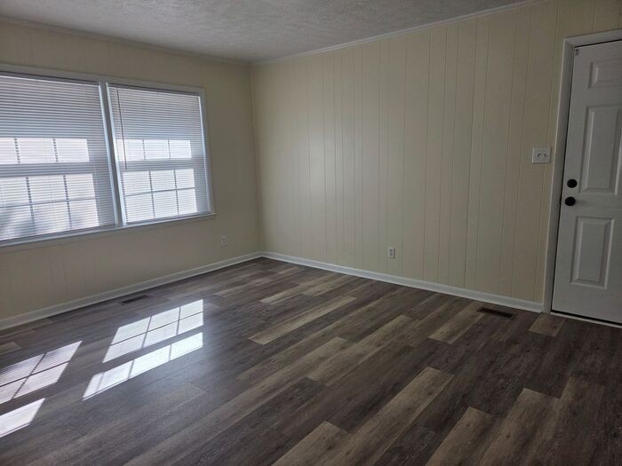 3026 Woolard Dr - Photo 5 of 14