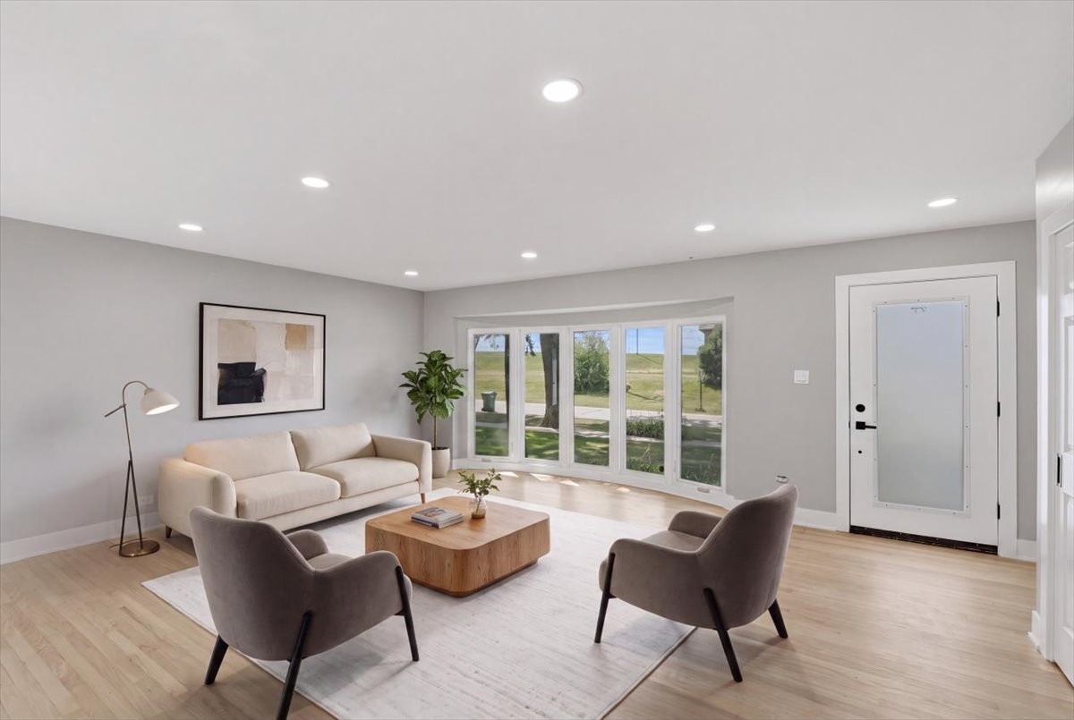 10 Linden Ave #NA - Photo 3 of 11