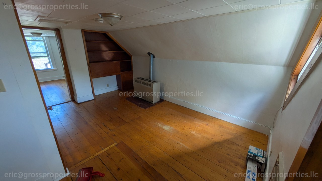 209 Mount Pleasant St #3 - Photo 3 of 7