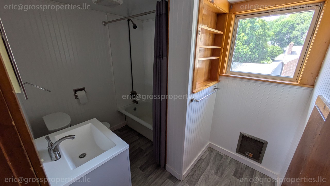209 Mount Pleasant St #3 - Photo 5 of 7