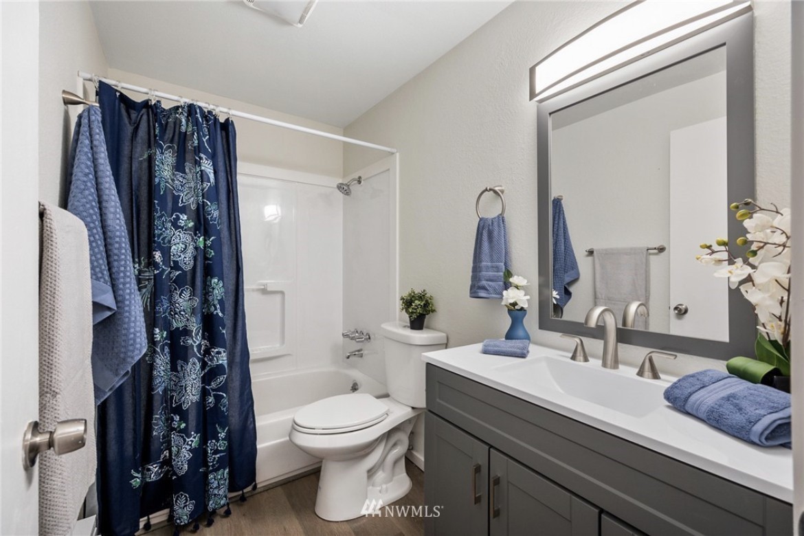 10427 12th Avenue Ct S #NA - Photo 5 of 20