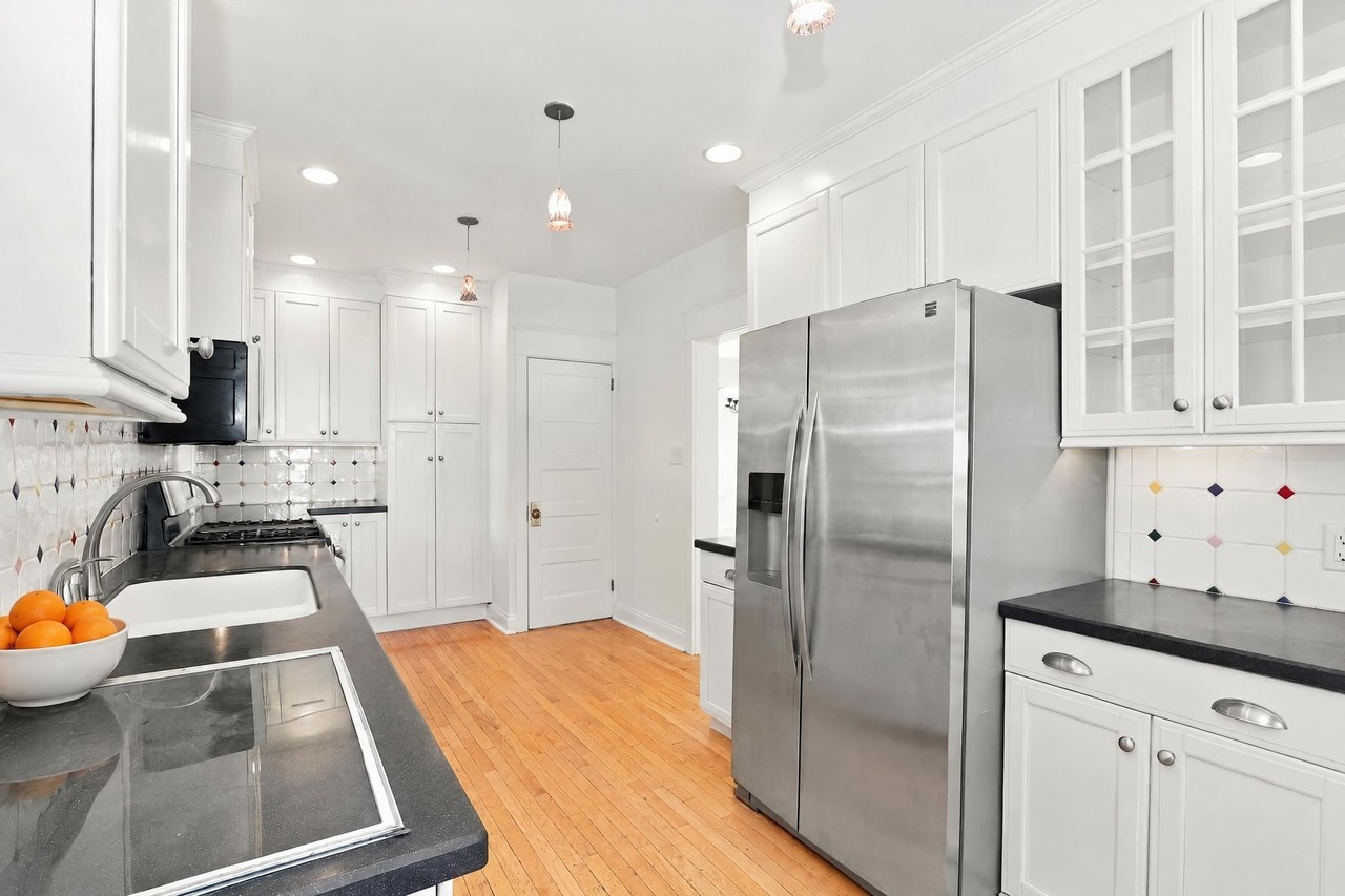 29 Cragmere Rd #NA - Photo 2 of 7