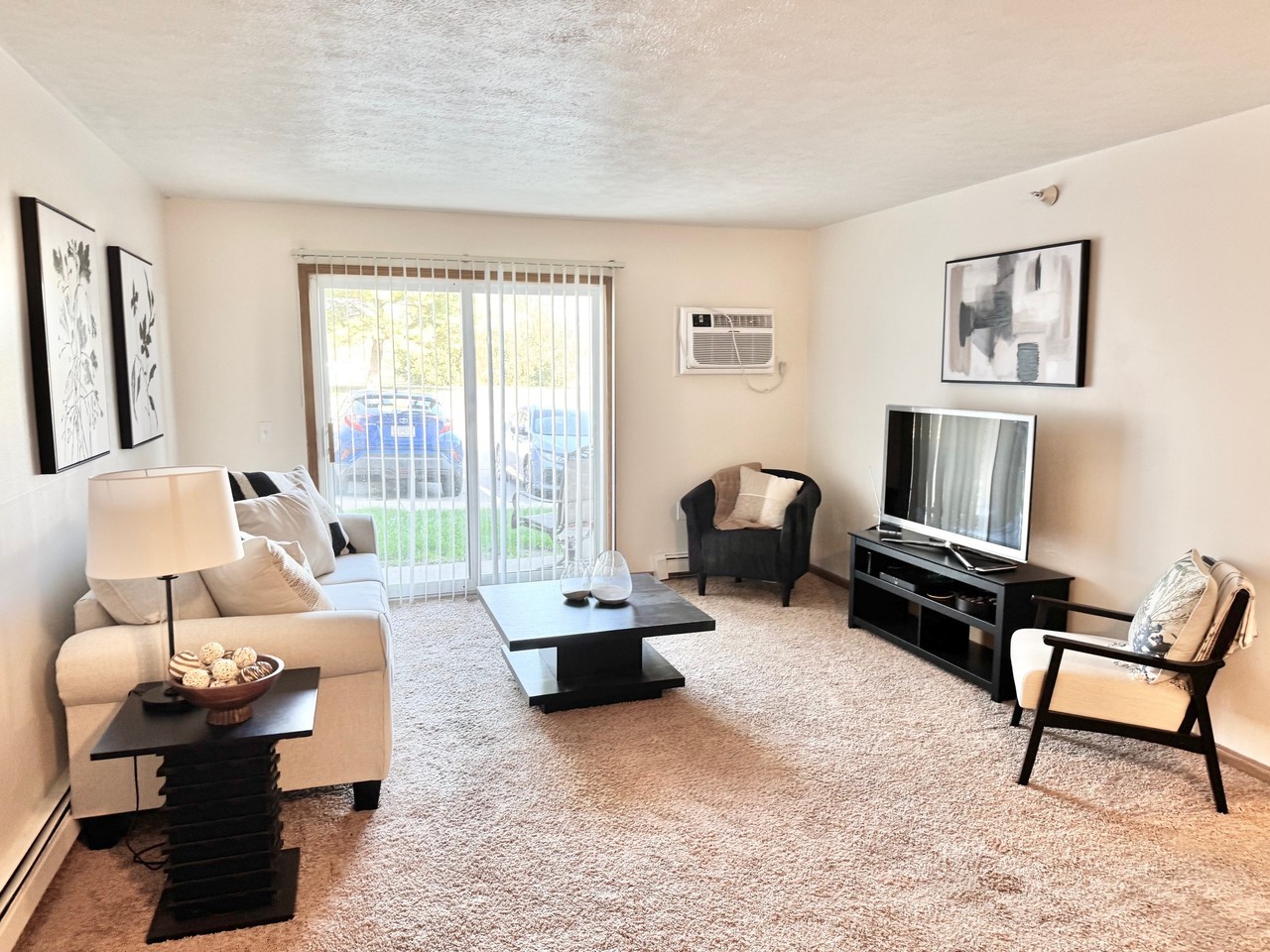 105 Raleigh Ct #105 - Photo 4 of 6