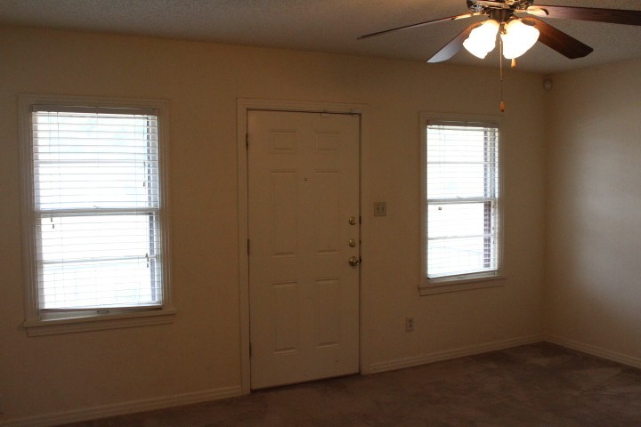 2724 37th St #1 - Photo 2 of 15
