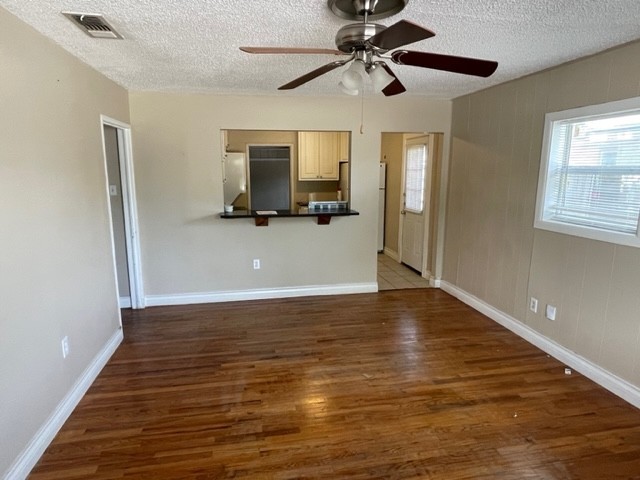 3601 31st St #1 - Photo 2 of 12