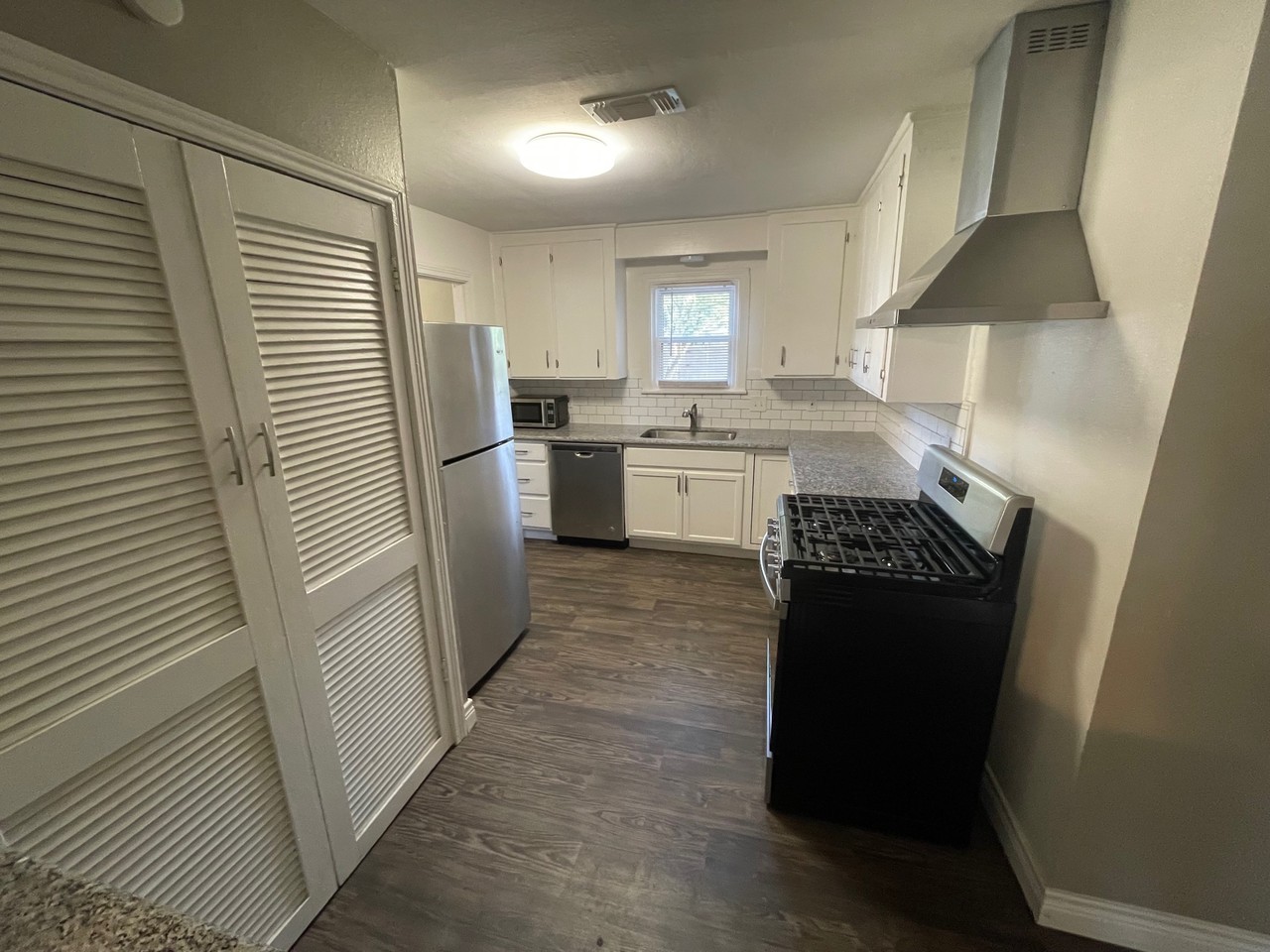 3502 30th St #1 - Photo 4 of 13