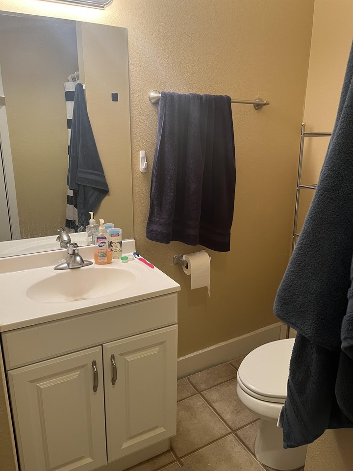 2704 21st Street A - main house - Photo 6 of 17