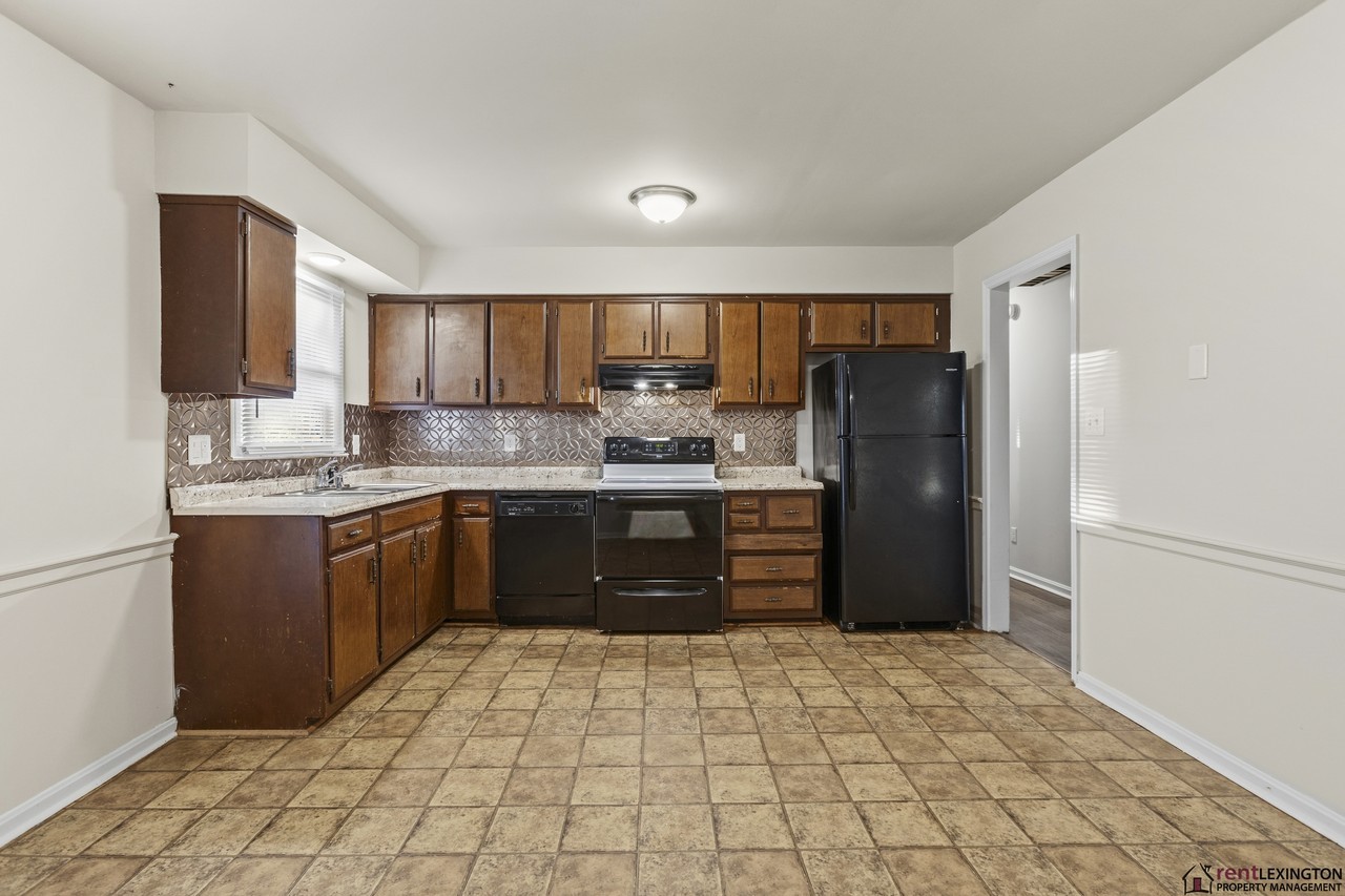 1296 Latonia Park #1 - Photo 2 of 30