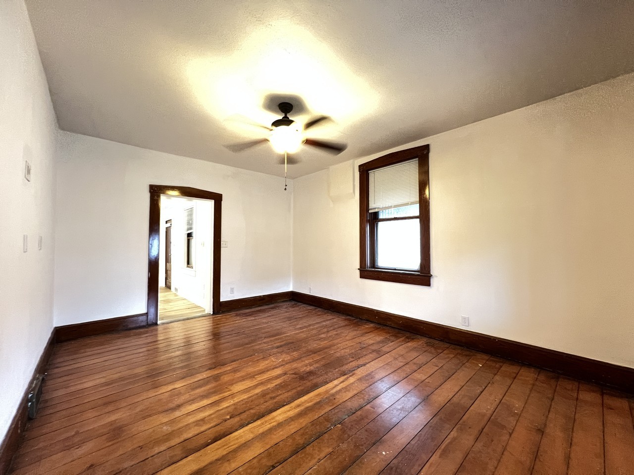 2052 Jackson St #1 - Photo 3 of 15