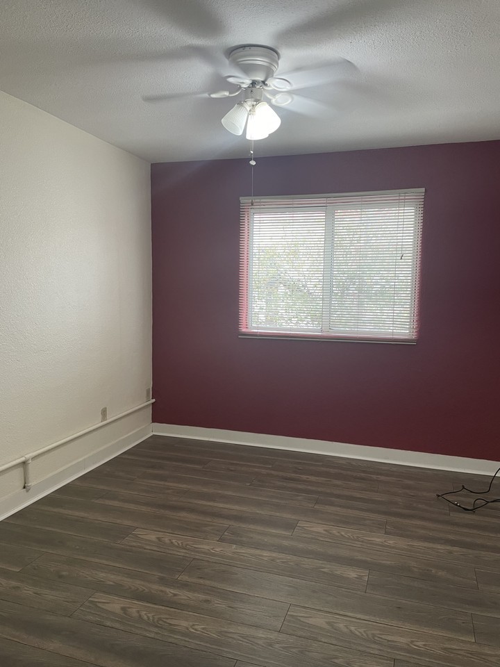 1120 Lead Avenue Southwest - 508 12TH500-510 12th Street #508-12TH - Photo 5 of 8