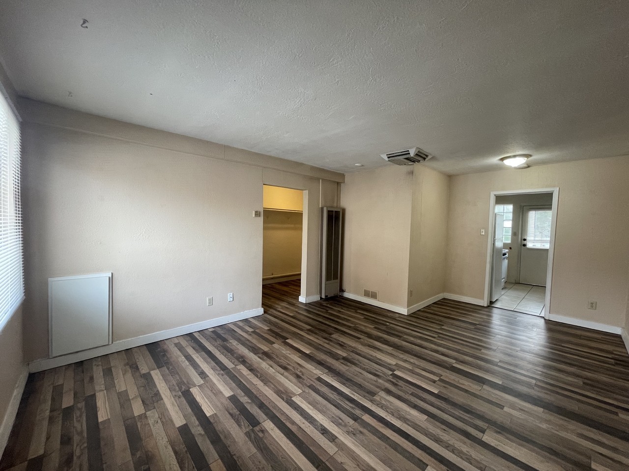1120 Lead Avenue Southwest - 1120 (5)500-510 12th Street #1120-5 - Photo 2 of 7