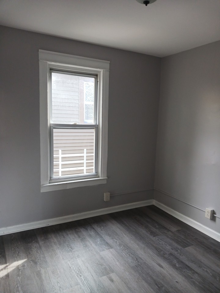 221 N Clinton St #PH - Photo 5 of 7