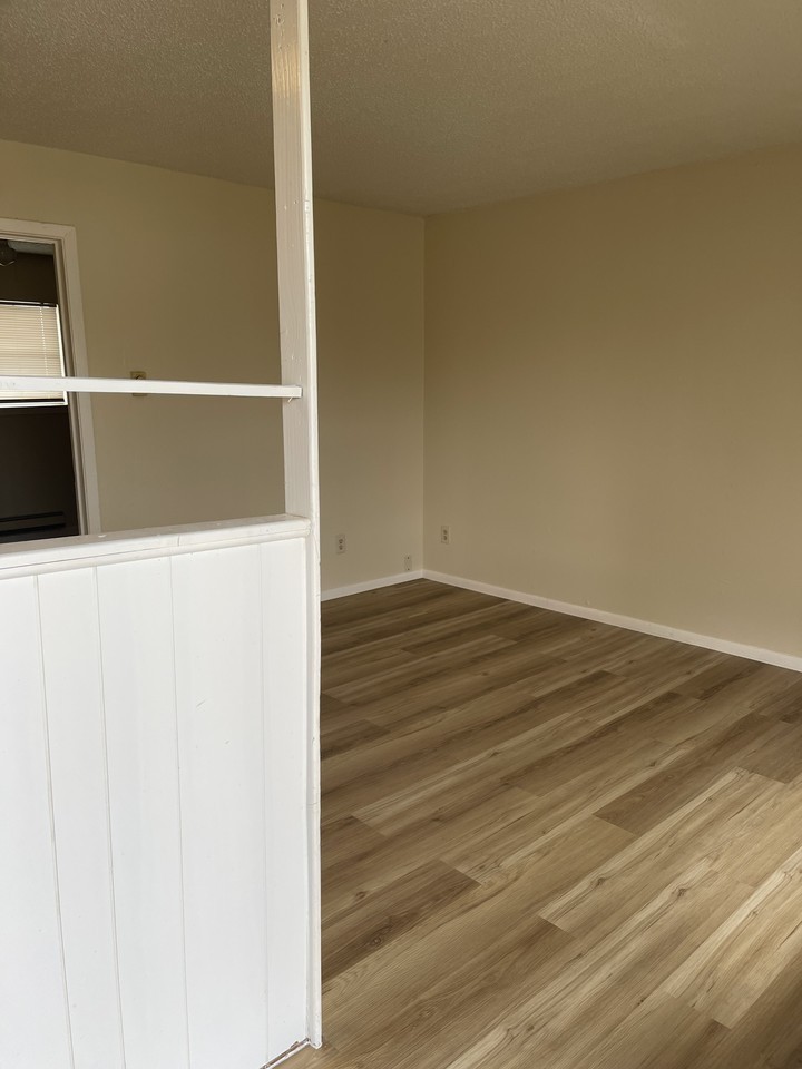 4804 Rainbow Cir #A - Photo 2 of 14