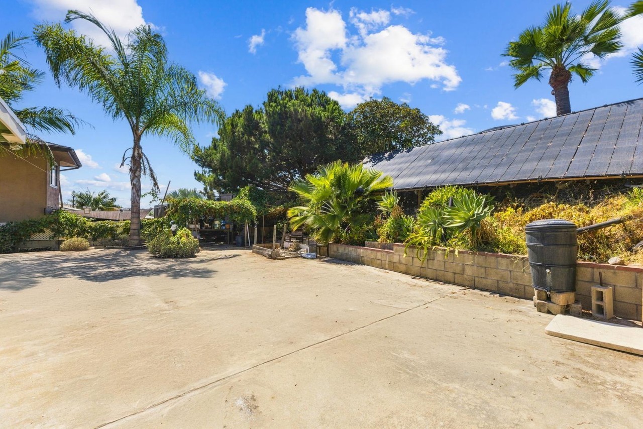 2312 Galveston St - Photo 6 of 7