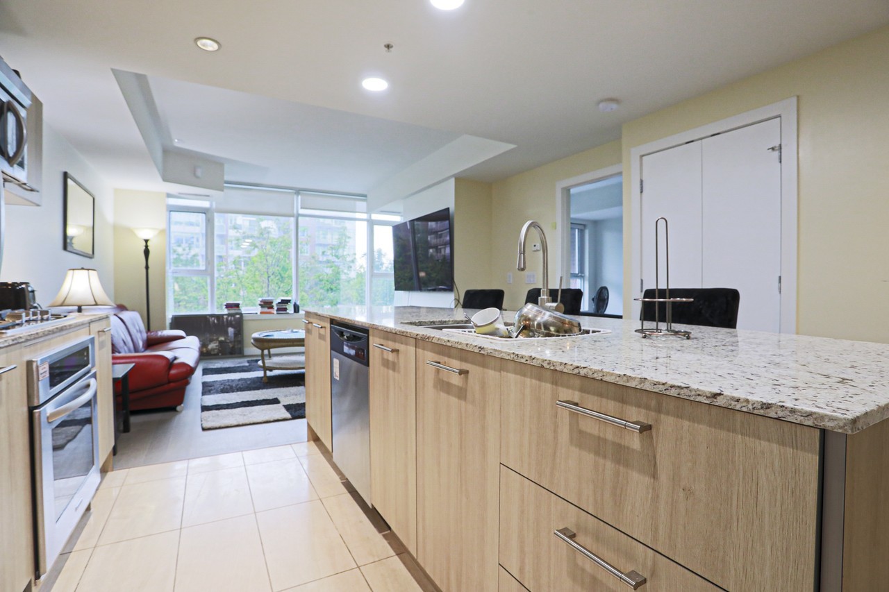 2612 109 St Nw - Photo 4 of 28