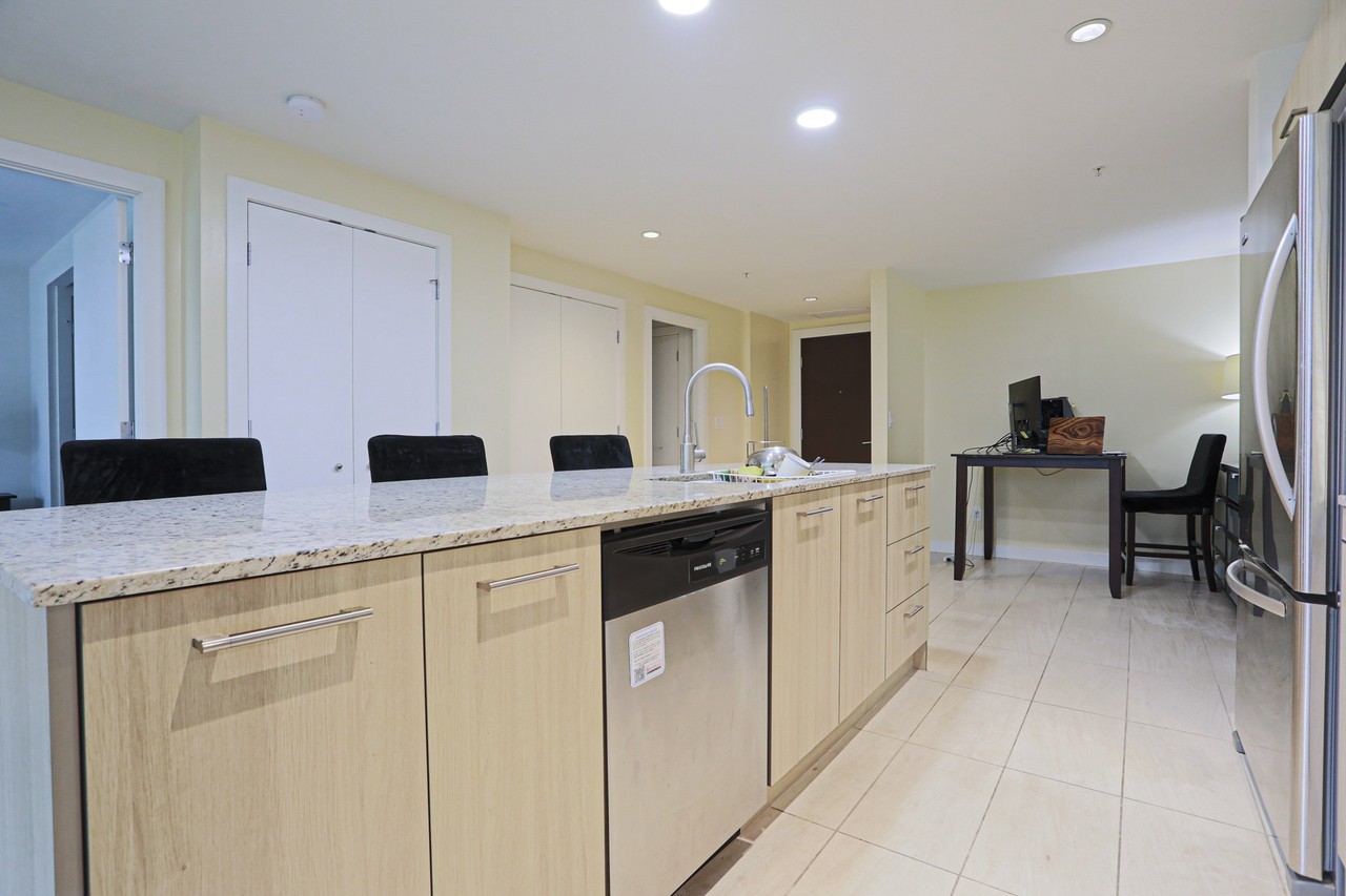 2612 109 St Nw - Photo 5 of 28