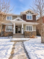 featured image of 2466 Glenridding Blvd Sw