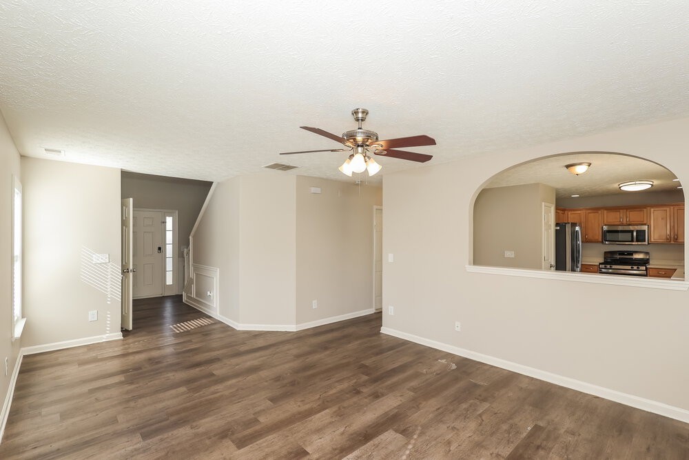 4130 Rockhill Ct - Photo 5 of 17