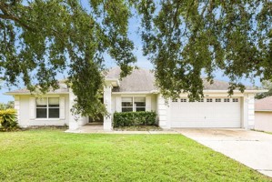 featured image of 1952 Southern Oak Loop