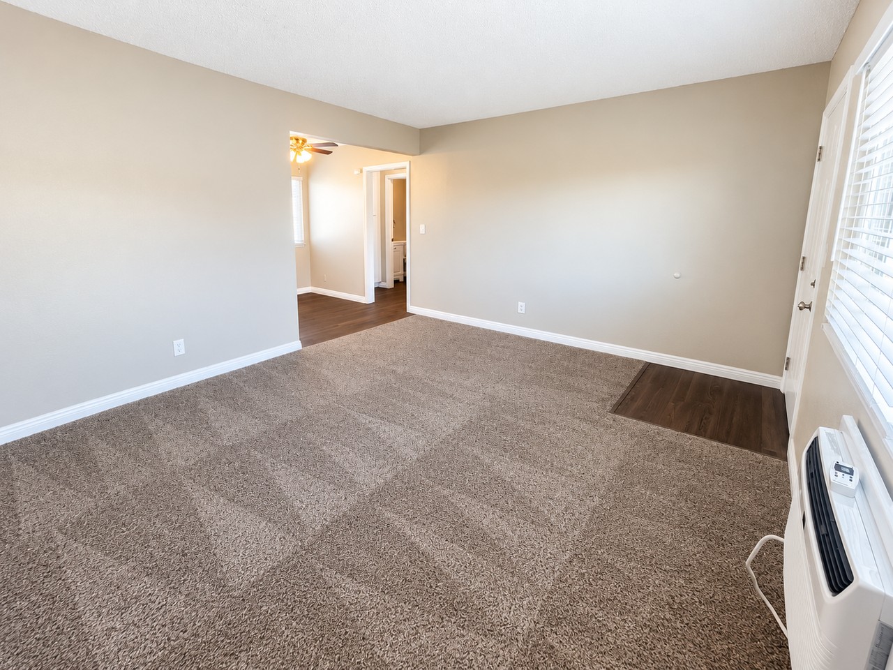 4221 Evart St #F - Photo 2 of 11