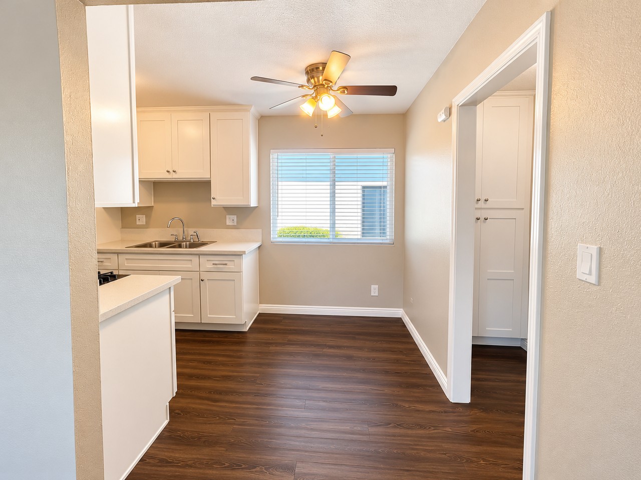 4221 Evart St #F - Photo 6 of 11